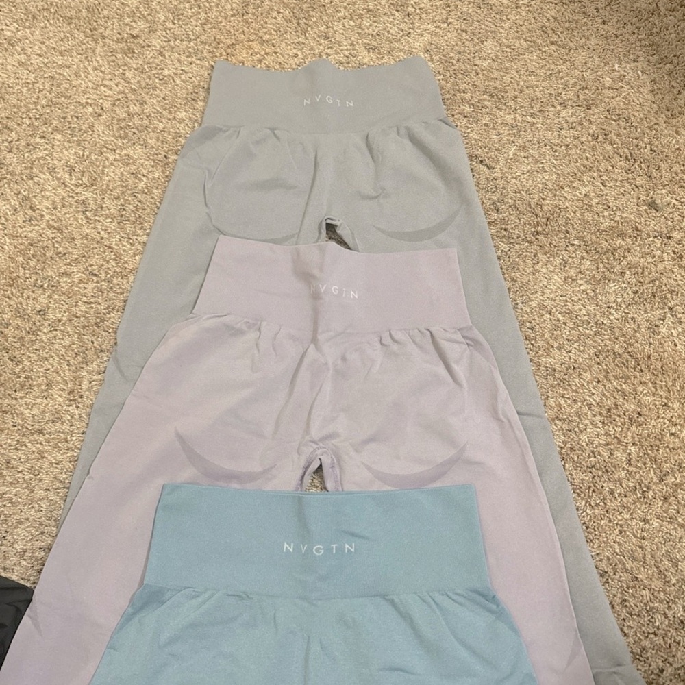 NVGTN CONTOUR SEAMLESS LEGGINGS 3 pc bundle